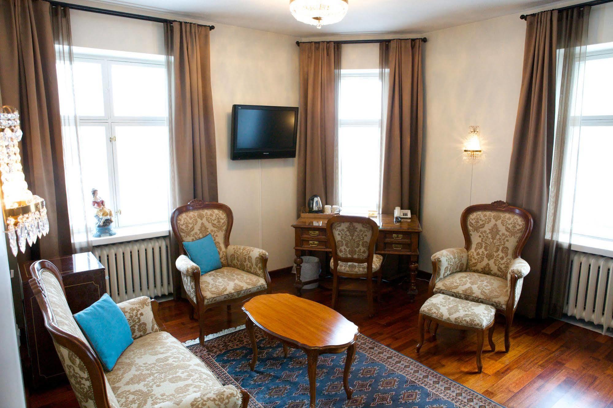 Boutique Hotel Yoepuu Jyvaskyla Exterior photo