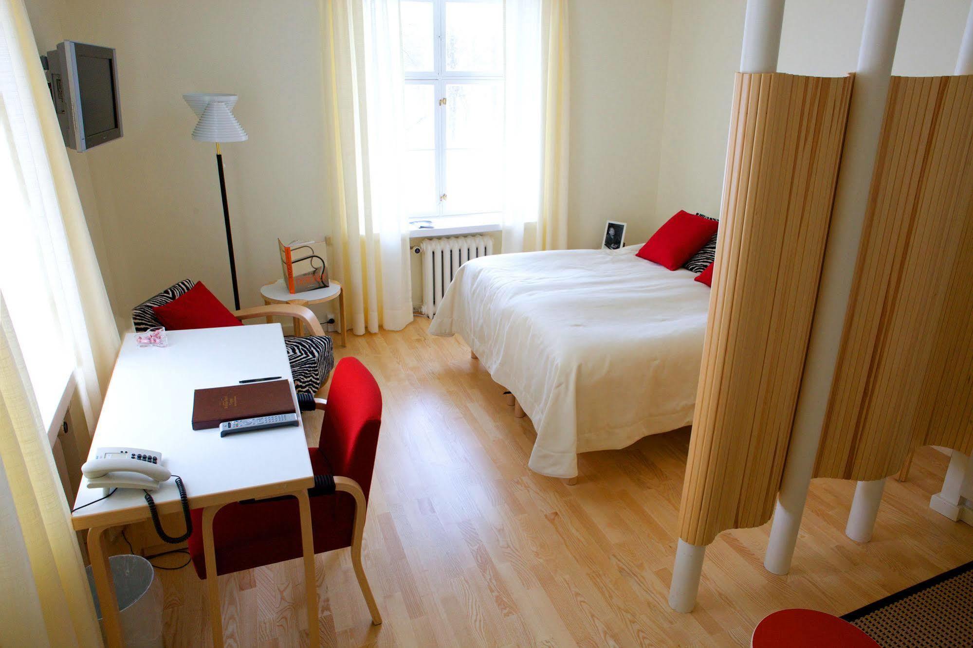 Boutique Hotel Yoepuu Jyvaskyla Exterior photo